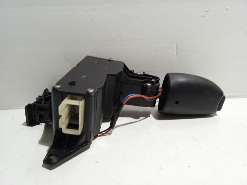 Recambio de mando control radio para seat alhambra (7v8, 7v9) 2.0 i referencia OEM IAM 7M0953504A  