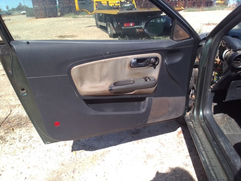 seat ibiza iii (6l1) del año 2002