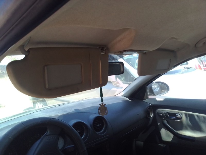 seat ibiza iii (6l1) del año 2002