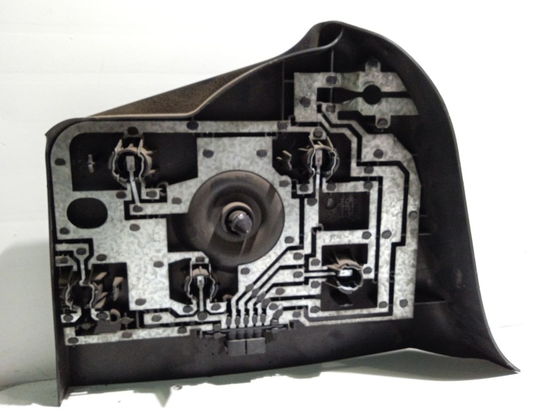 Recambio de portalamparas para bmw 3 compact (e36) 318 tds referencia OEM IAM 8357871  