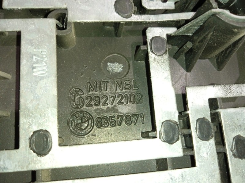 Recambio de portalamparas para bmw 3 compact (e36) 318 tds referencia OEM IAM 8357871  