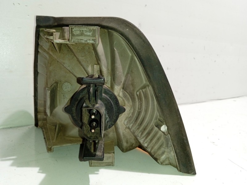 Recambio de piloto delantero izquierdo para bmw 3 compact (e36) 318 tds referencia OEM IAM 0311330001  