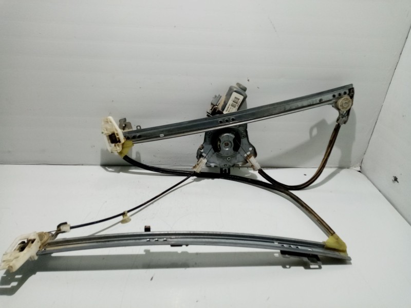 Recambio de elevalunas delantero izquierdo para citroën xsara berlina referencia OEM IAM 400679  