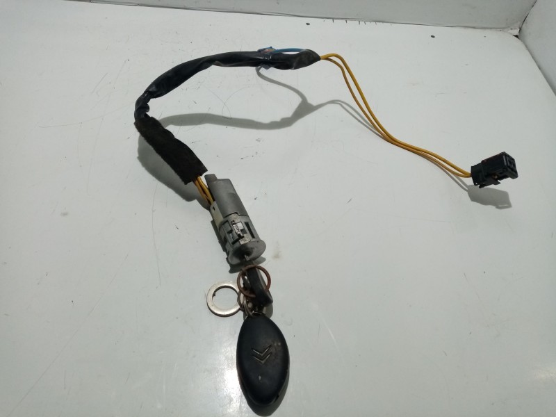 Recambio de conmutador de arranque para citroën xsara berlina referencia OEM IAM PA66GF13  