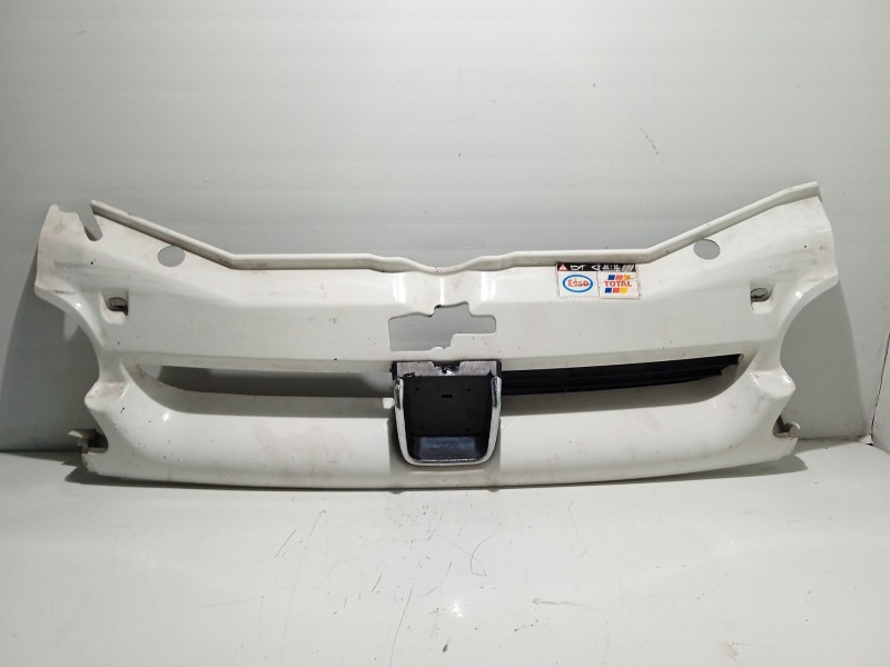 Recambio de rejilla delantera para peugeot partner (s1) referencia OEM IAM 9618254777  