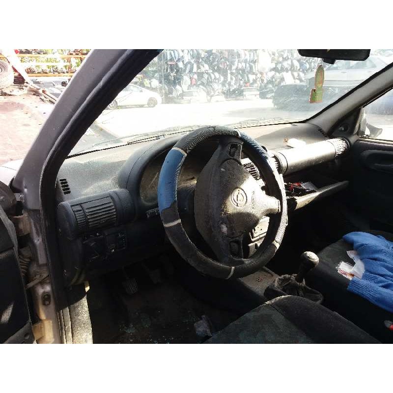 opel corsa b 1.7 diesel   |   0.96 - 0.00 | 1996 - 2000 | 60 cv / 44 kw del año 1996