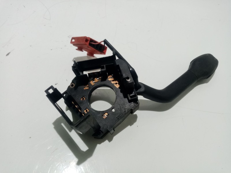 Recambio de mando limpia para seat arosa (6h1) 1.0 referencia OEM IAM BK701408008  