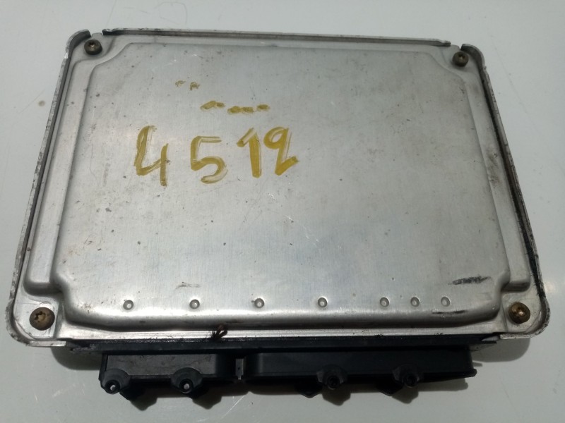 Recambio de centralita motor uce para seat arosa (6h1) 1.0 referencia OEM IAM 030906032B  