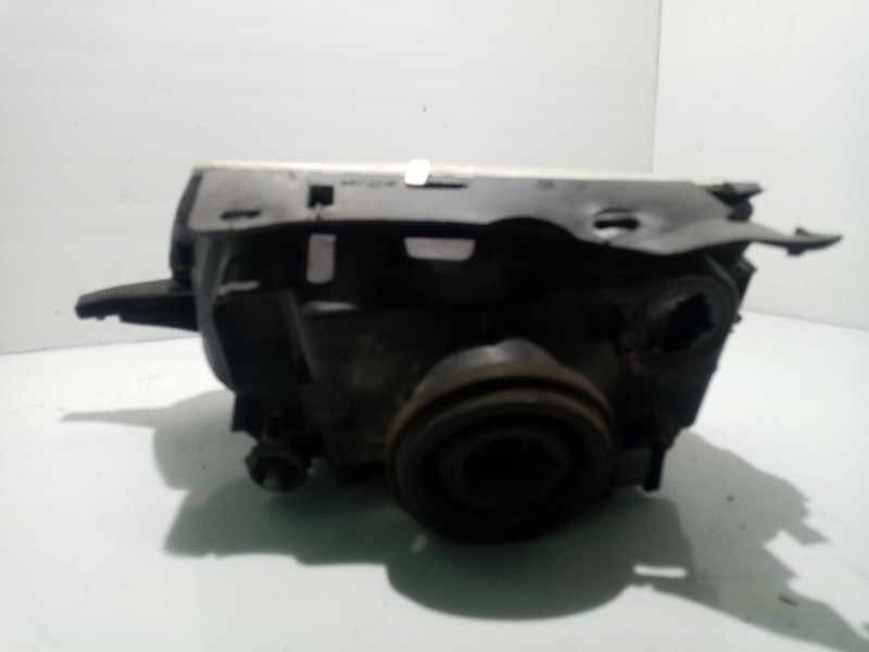 Recambio de faro derecho para citroën saxo 1.1 x referencia OEM IAM 6205N5  