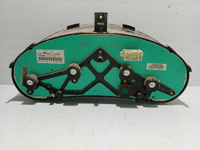 Recambio de cuadro instrumentos para peugeot 206 berlina 1.4 hdi referencia OEM IAM 9651740280  