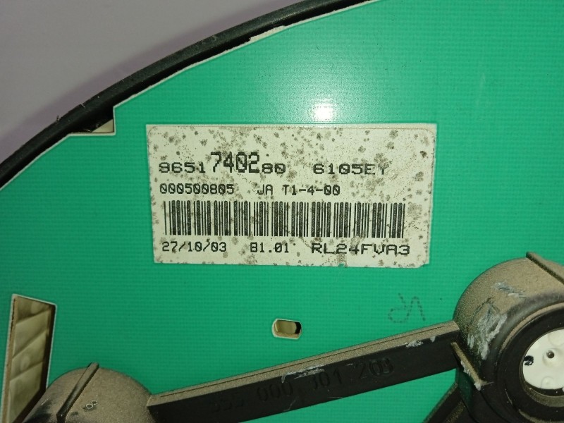 Recambio de cuadro instrumentos para peugeot 206 berlina 1.4 hdi referencia OEM IAM 9651740280  