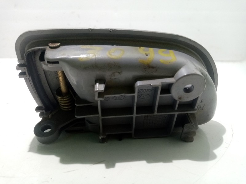 Recambio de maneta interior trasera derecha para kia picanto 1.1 cat referencia OEM IAM 8262007000  