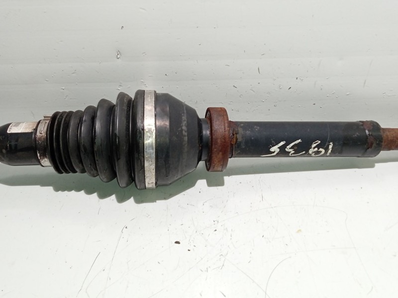 Recambio de transmision delantera derecha para volvo xc90 d5 referencia OEM IAM 8601582  