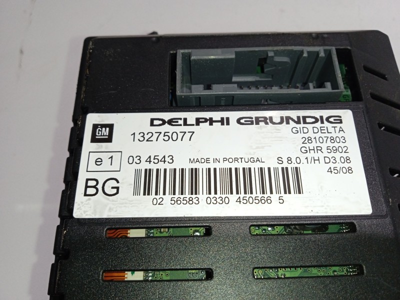 Recambio de pantalla multifuncion para opel zafira b 1.9 cdti referencia OEM IAM 13275077  