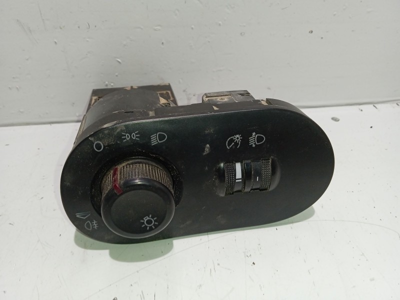 Recambio de mando luces para seat ibiza iii (6l1) 1.9 sdi referencia OEM IAM BK76L1941531Q  