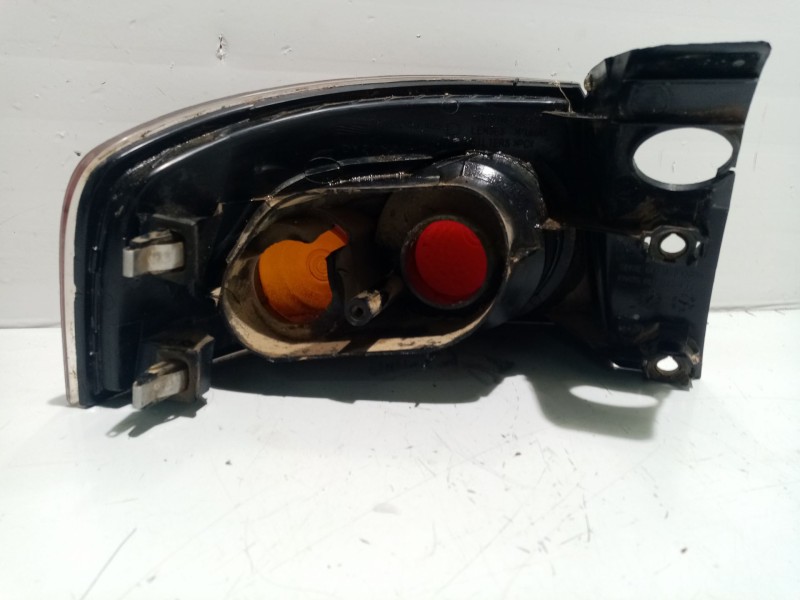 Recambio de piloto trasero derecho para seat ibiza iii (6l1) 1.9 sdi referencia OEM IAM 6L6945096A  