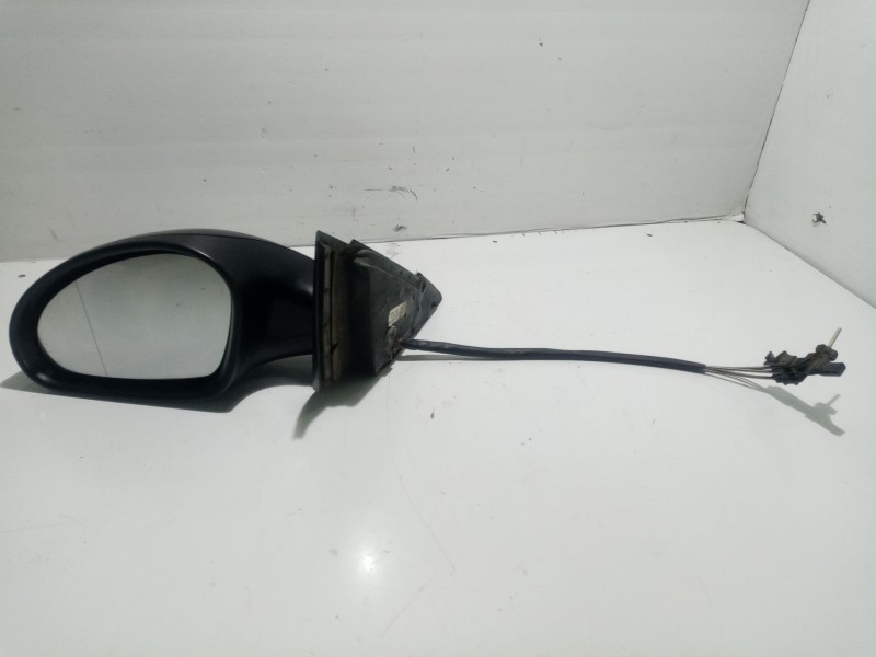 Recambio de retrovisor izquierdo para seat ibiza iii (6l1) 1.9 sdi referencia OEM IAM 014142  