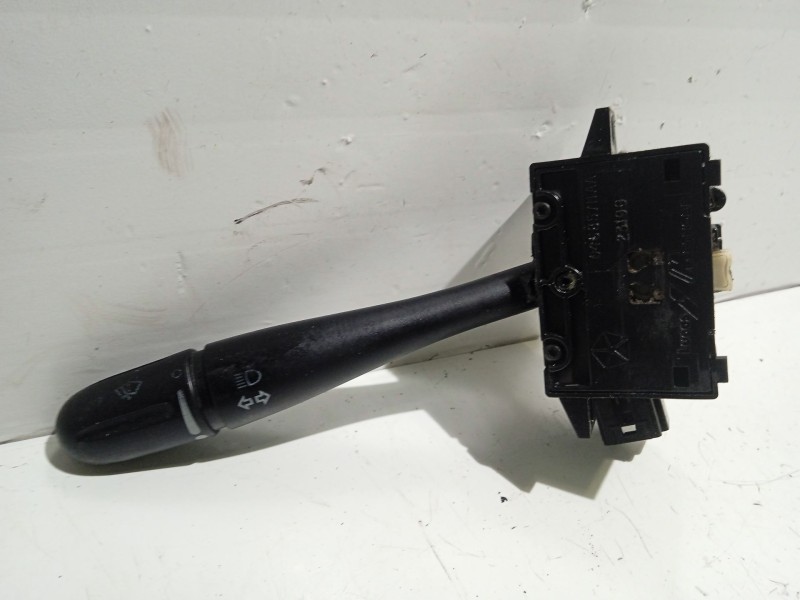 Recambio de mando multifuncion para chrysler voyager iv (rg, rs) 2.5 crd referencia OEM IAM 04685711AA  