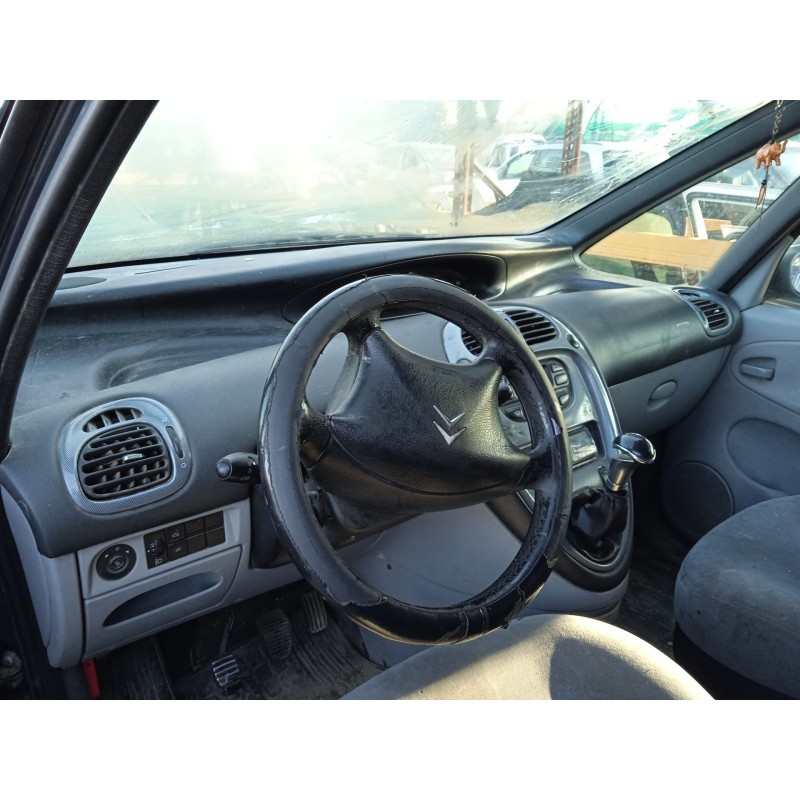 citroën xsara picasso (n68) del año 2004