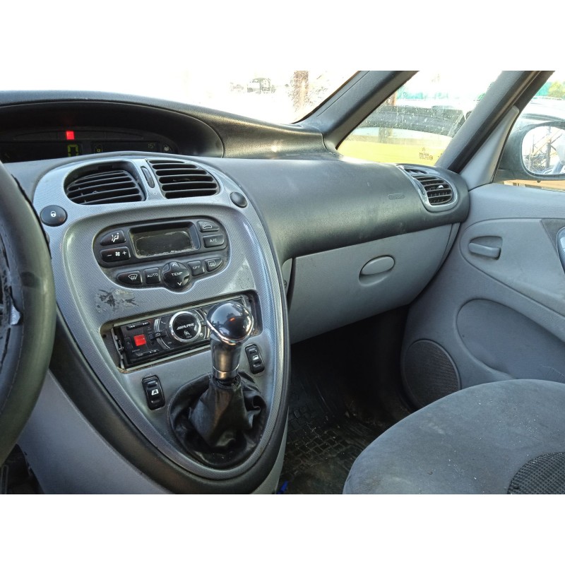 citroën xsara picasso (n68) del año 2004