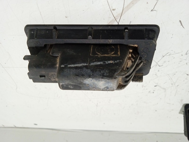 Recambio de piloto matricula para peugeot 407 (6d_) 1.8 (6d6fzb) referencia OEM IAM   