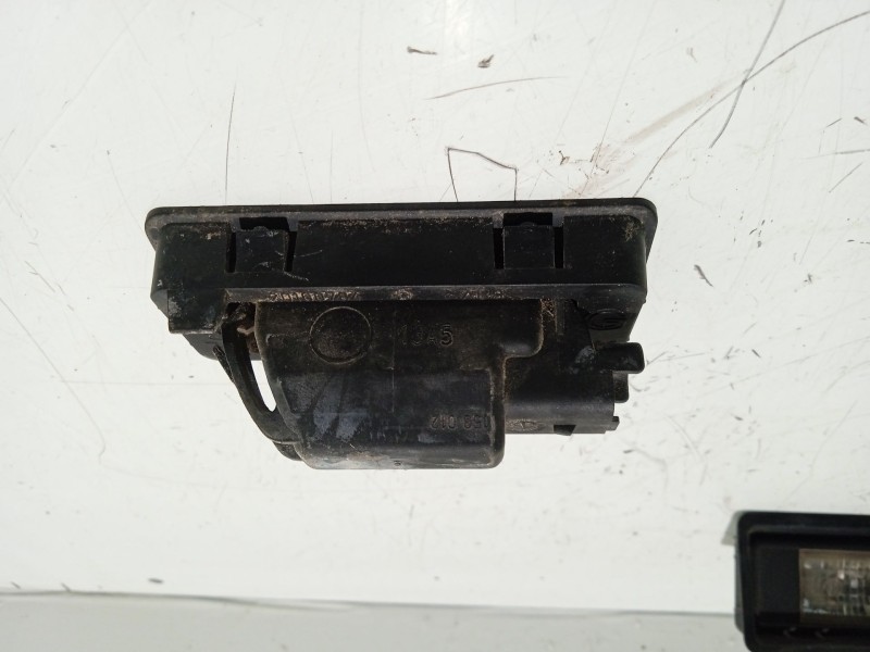 Recambio de piloto matricula para peugeot 407 (6d_) 1.8 (6d6fzb) referencia OEM IAM   