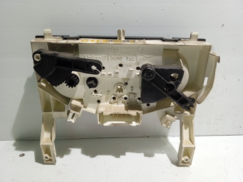 Recambio de mando calefaccion / aire acondicionado para renault trafic combi (ab 4.01) 1.9 diesel referencia OEM IAM W964098P  