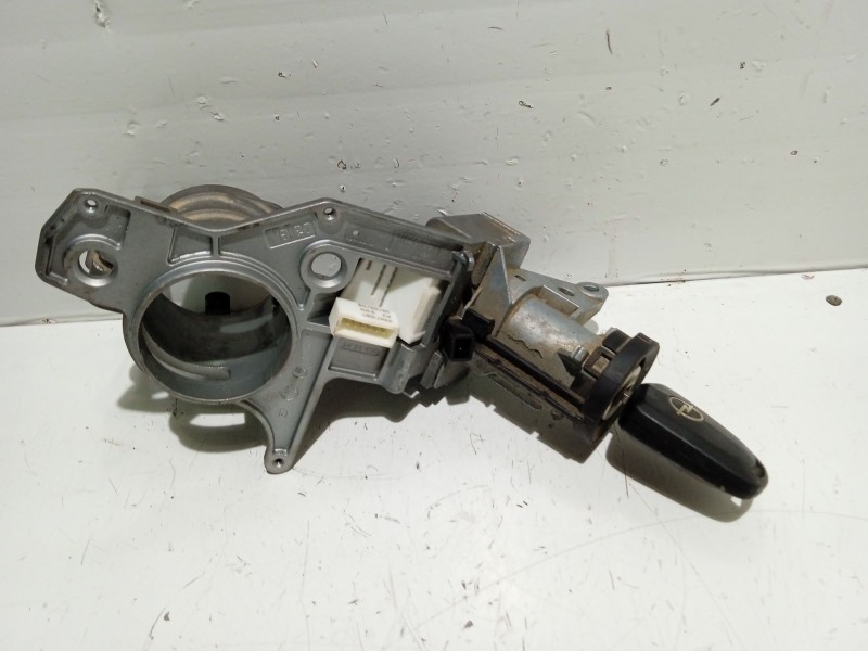 Recambio de conmutador de arranque para opel zafira b 1.9 cdti referencia OEM IAM N0501882  
