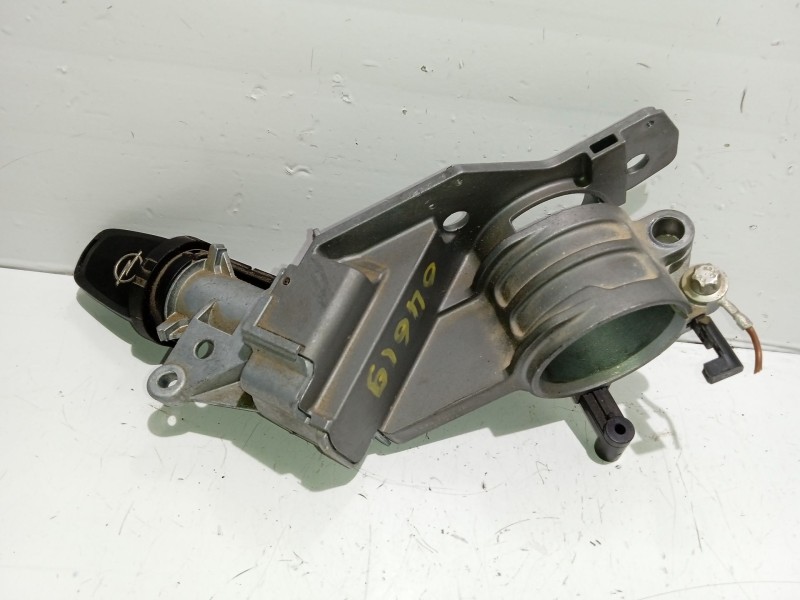 Recambio de conmutador de arranque para opel zafira b 1.9 cdti referencia OEM IAM N0501882  