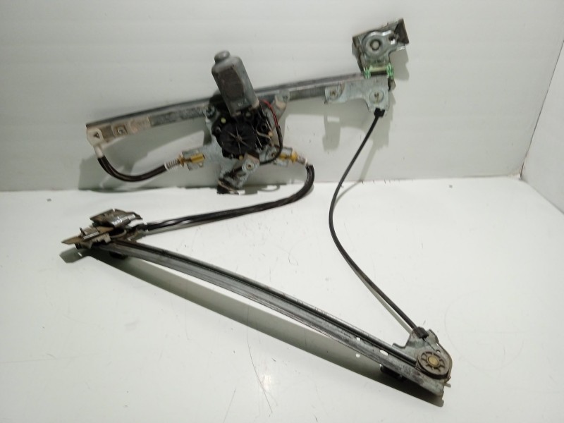 Recambio de elevalunas delantero derecho para seat ibiza 1.4 hit referencia OEM IAM 6K4837401Q   Recambio de elevalunas delantero derecho para seat ibiza 1.4 hit referencia OEM IAM 6K4837401Q