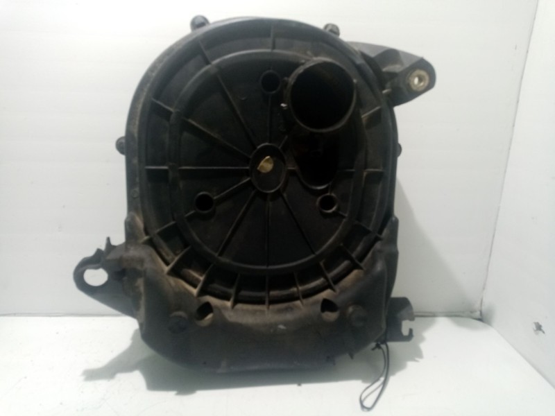 Recambio de caja filtro de aire para fiat punto berlina (188) 1.2 cat referencia OEM IAM   