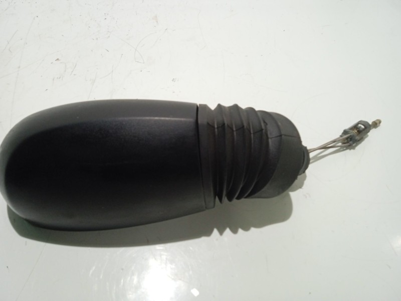 Recambio de retrovisor izquierdo para fiat punto berlina (188) 1.2 cat referencia OEM IAM 735310075  