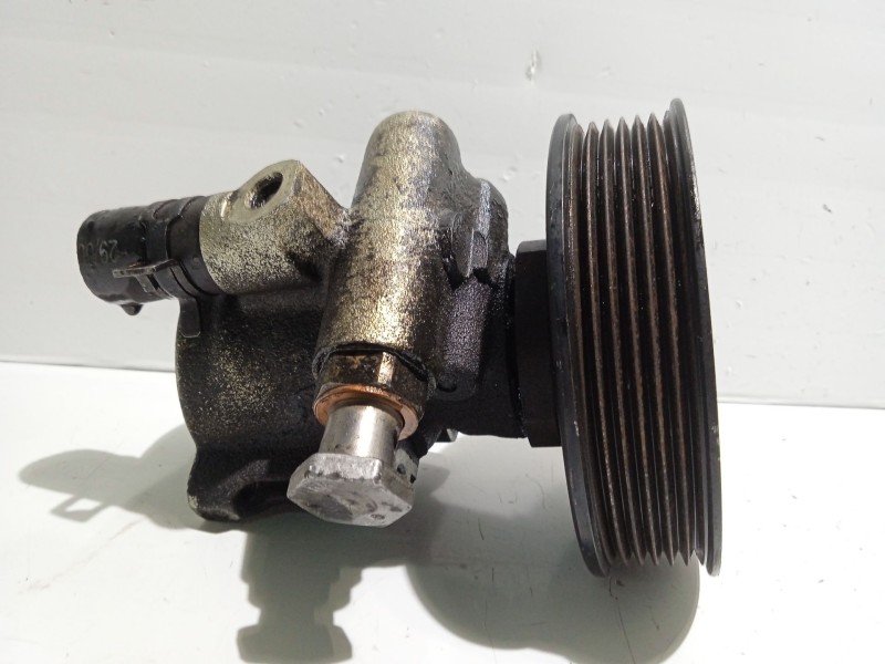 Recambio de bomba direccion para seat ibiza (6k1) referencia OEM IAM 6N0145157  