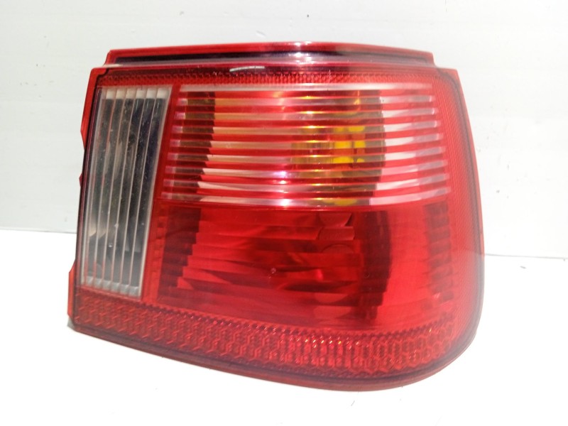 Recambio de piloto trasero derecho para seat ibiza (6k1) referencia OEM IAM 6K6945112G  