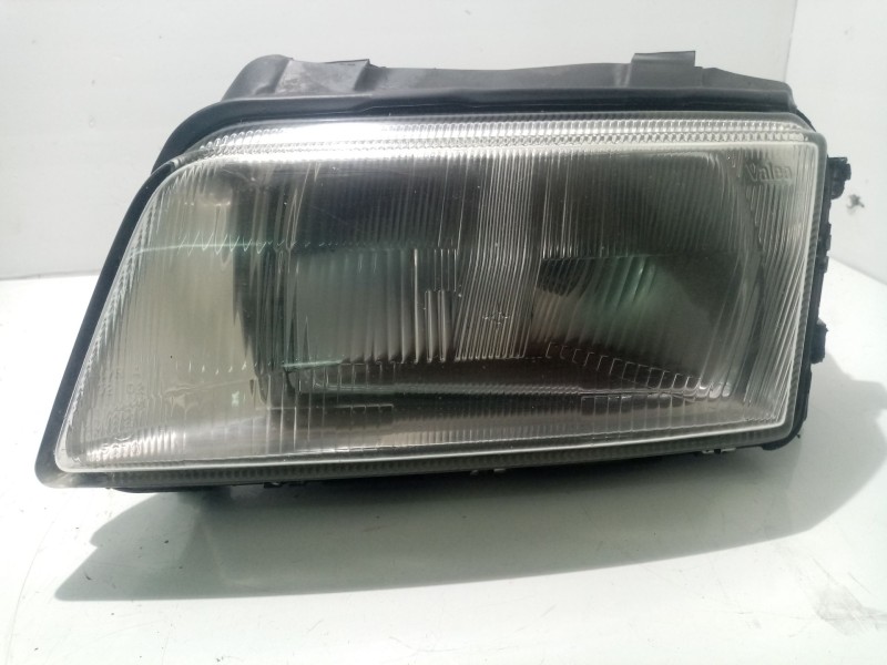 Recambio de faro izquierdo para audi a4 b5 (8d2) 1.9 tdi referencia OEM IAM 8D0941029B  