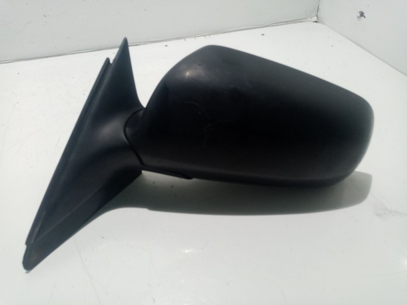 Recambio de retrovisor izquierdo para audi a4 b5 (8d2) 1.9 tdi referencia OEM IAM 8D0857543A  
