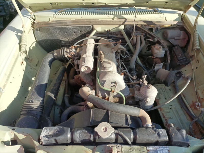 mercedes-benz clase e (w114/w115) berlina del año 1982