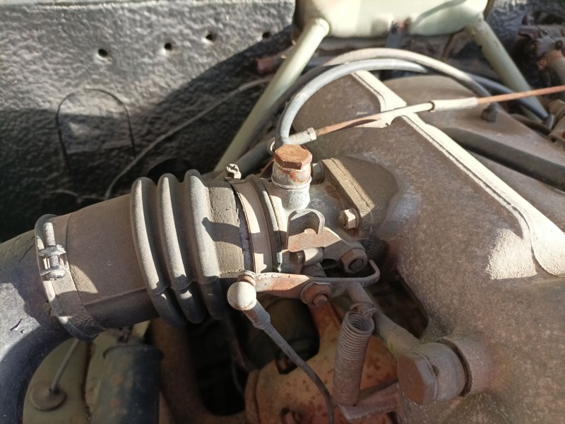 mercedes-benz clase e (w114/w115) berlina del año 1982