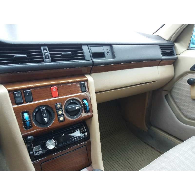 mercedes clase e (w124) familiar 3.0 diesel   |   0.85 - ... | 1985 | 113 cv / 83 kw del año 1985 mercedes clase e (w124) familiar 3.0 diesel   |   0.85 - ... | 1985 | 113 cv / 83 kw del año 1985