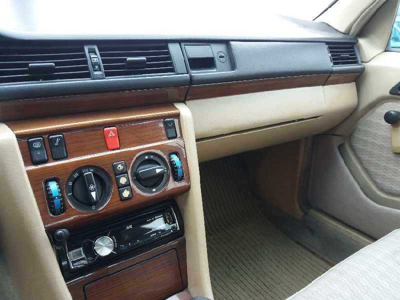 mercedes clase e (w124) familiar 3.0 diesel   |   0.85 - ... | 1985 | 113 cv / 83 kw del año 1985 mercedes clase e (w124) familiar 3.0 diesel   |   0.85 - ... | 1985 | 113 cv / 83 kw del año 1985