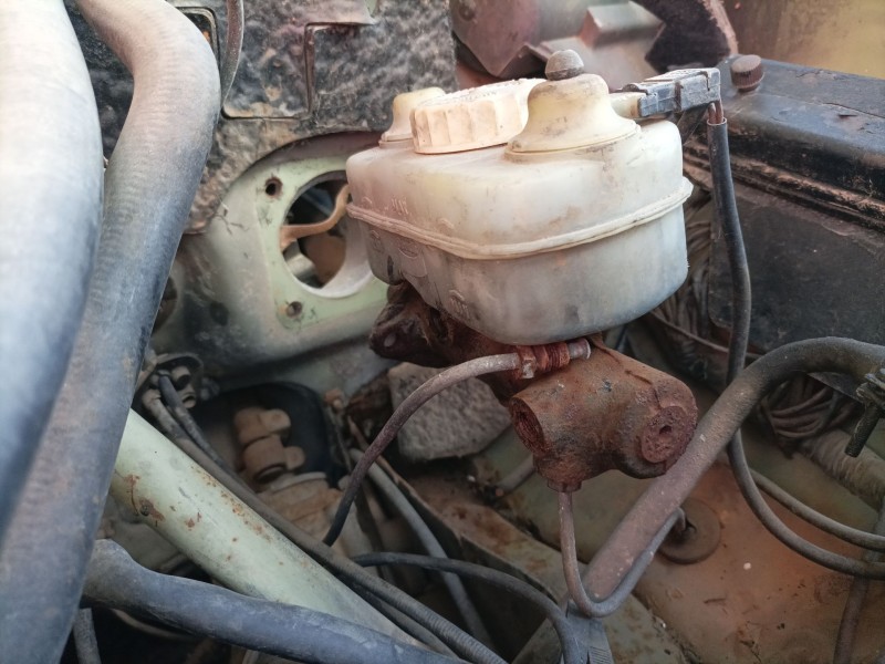 mercedes-benz clase e (w114/w115) berlina del año 1982