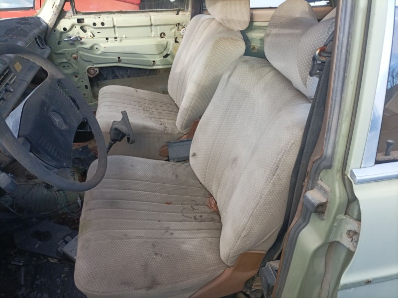 mercedes-benz clase e (w114/w115) berlina del año 1982