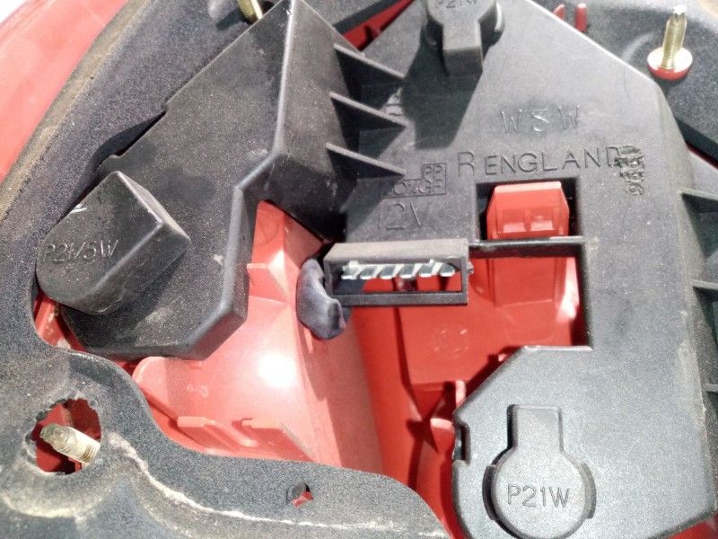 Recambio de piloto trasero derecho para audi a4 b5 (8d2) 1.9 tdi referencia OEM IAM 8D0945096F  