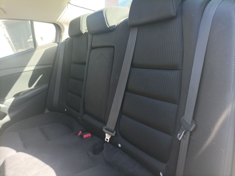 Recambio de asientos traseros para mazda 6 sedán (gj, gl) 2.2 d (gj2fp) referencia OEM IAM   