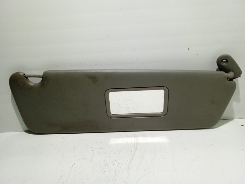 Recambio de parasol derecho para renault trafic combi (ab 4.01) 1.9 diesel referencia OEM IAM   