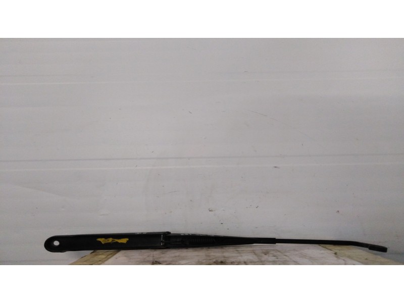 Recambio de brazo limpia delantero izquierdo para fiat punto berlina (188) referencia OEM IAM   