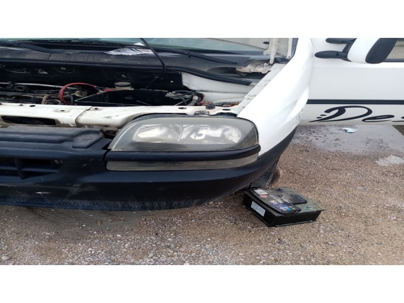 Recambio de faro izquierdo para fiat doblo (119) 1.3 16v jtd cat referencia OEM IAM   