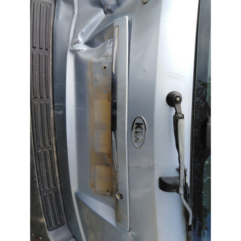 Recambio de moldura piloto matricula para kia sorento 2.5 crdi cat referencia OEM IAM   