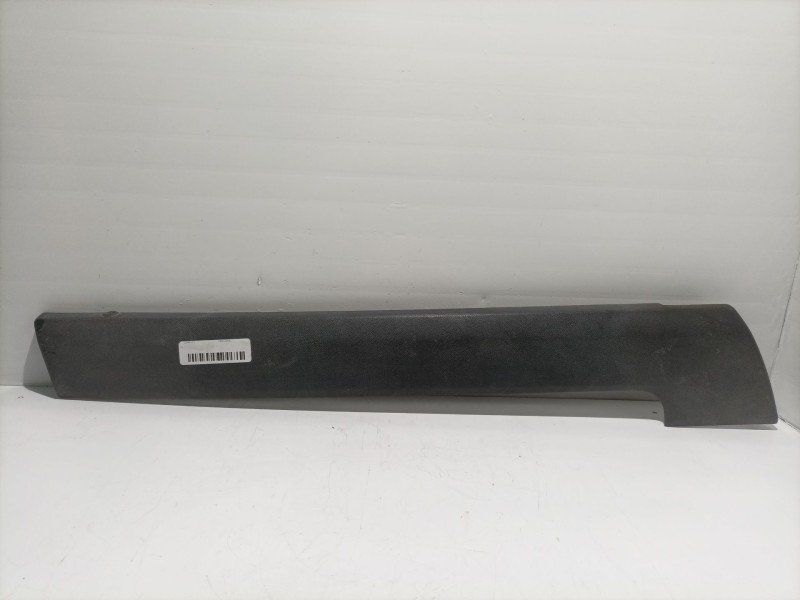Recambio de moldura para renault 9 tse referencia OEM IAM 7700682321  