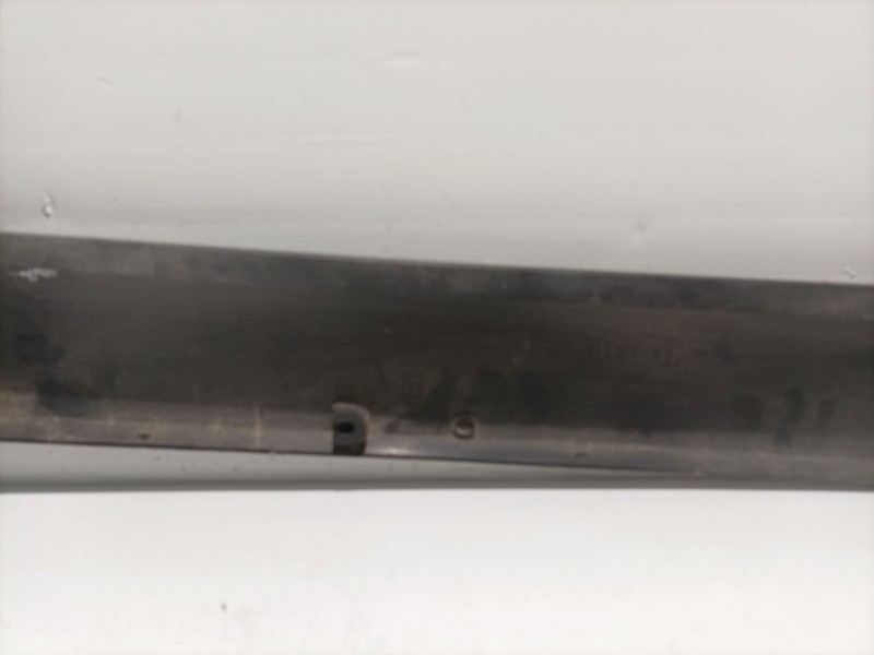 Recambio de moldura para renault 9 tse referencia OEM IAM 7700682321  